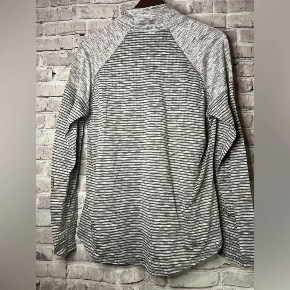 *2/$10* Avia quarter zip pullover - XXL - Picture 3 of 5